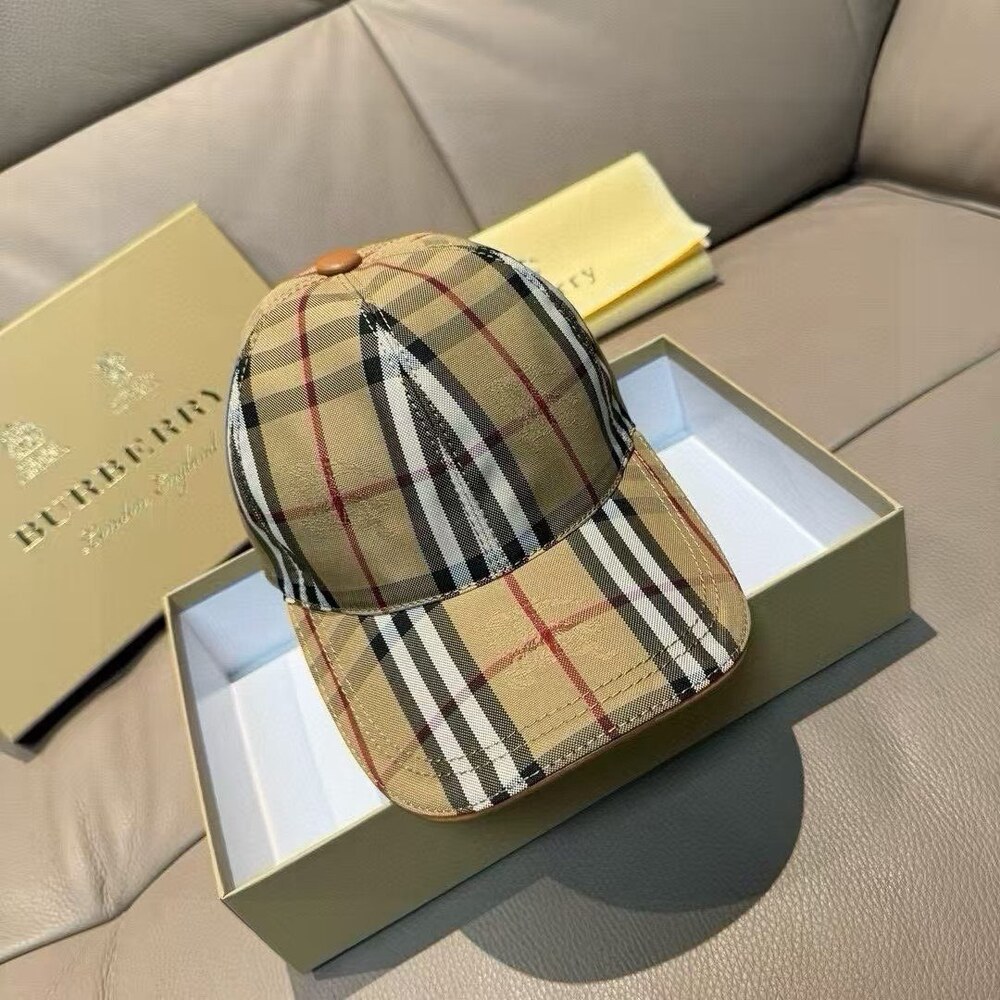 Burberry Vintage Check Baseball Cap - Picture 4 of 6